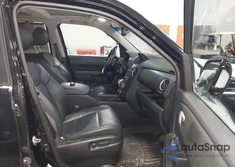2015 Honda Pilot Touring z USA, uszkodzony, nr VIN 5FNYF4H96FB024812